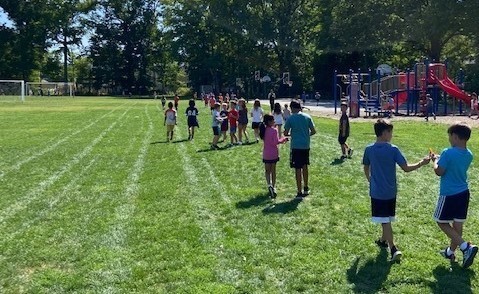Tamaques students participate in "mileage club" during recess